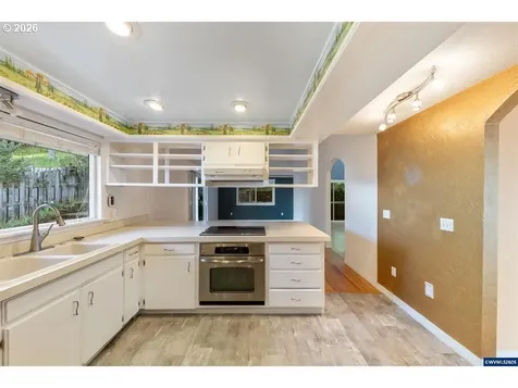 3418 Hidden Valley Drive Salem OR 97304