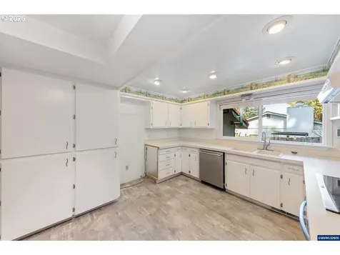 3418 Hidden Valley Drive Salem OR 97304