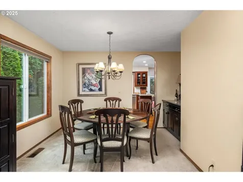 9020 SW Reiling Street Portland OR 97224