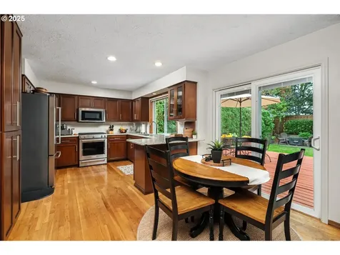 9020 SW Reiling Street Portland OR 97224