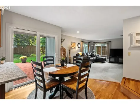 9020 SW Reiling Street Portland OR 97224
