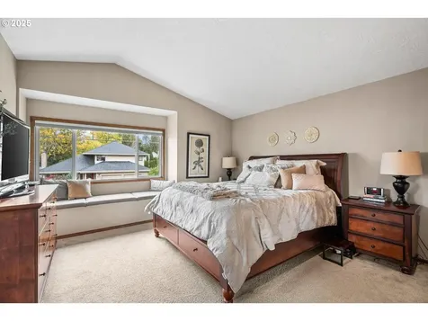 9020 SW Reiling Street Portland OR 97224