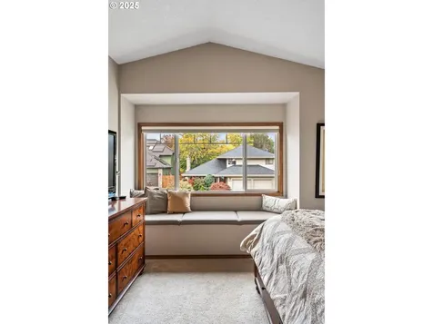 9020 SW Reiling Street Portland OR 97224