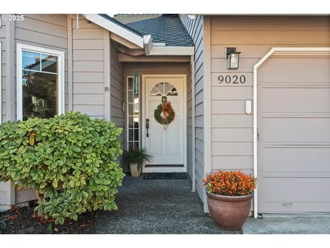 9020 SW Reiling Street Portland OR 97224