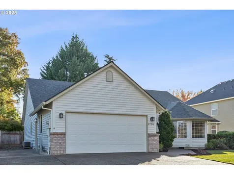 2708 N Main Street Newberg OR 97132