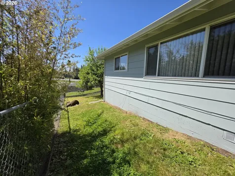 1206 Sunrise Street Kelso WA 98626