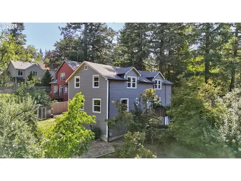 4480 SW Pasadena Street Portland OR 97219