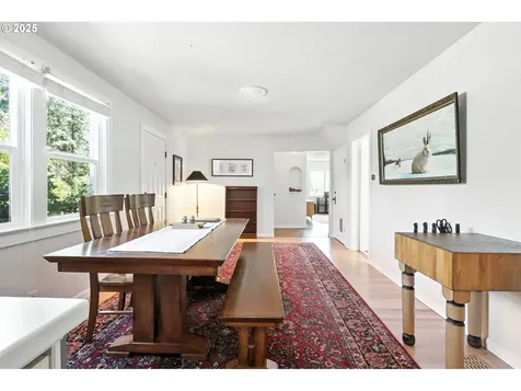 4480 SW Pasadena Street Portland OR 97219
