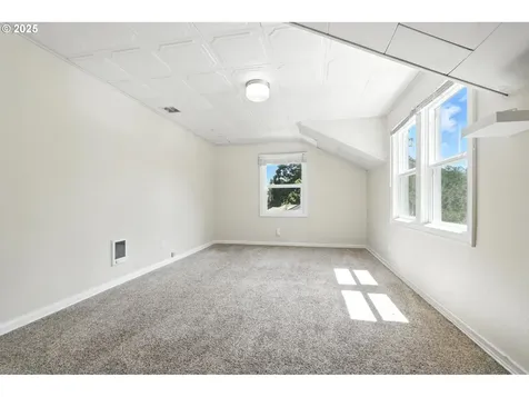 4480 SW Pasadena Street Portland OR 97219