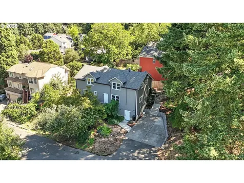 4480 SW Pasadena Street Portland OR 97219