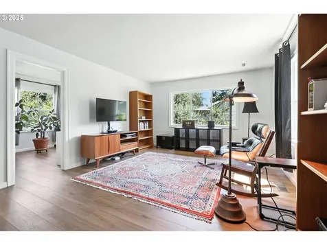 4480 SW Pasadena Street Portland OR 97219