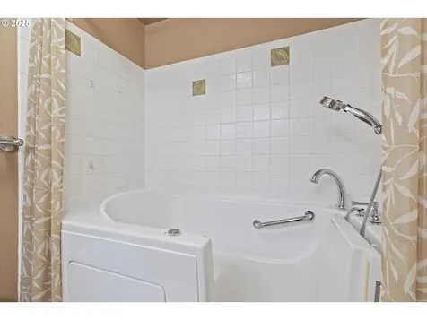 12011 SW Camden Lane Beaverton OR 97008