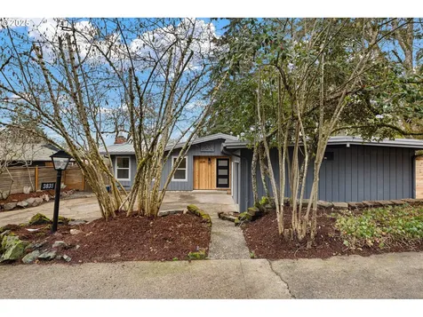 3835 Watkins Lane Eugene OR 97405