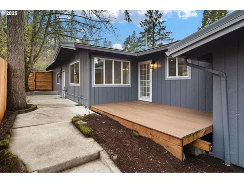 3835 Watkins Lane Eugene OR 97405
