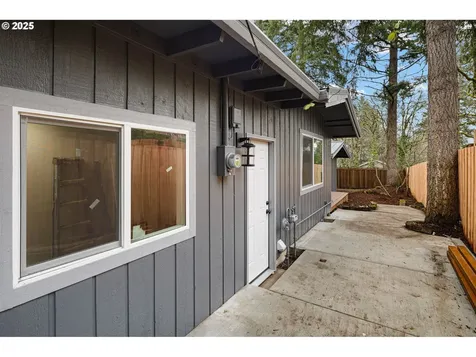 3835 Watkins Lane Eugene OR 97405
