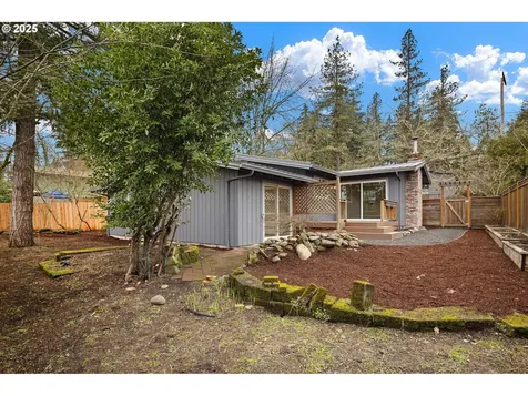 3835 Watkins Lane Eugene OR 97405
