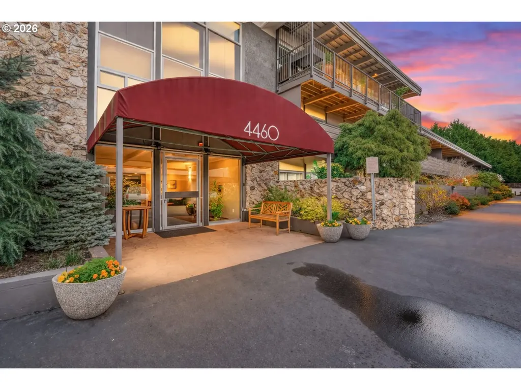 4460 SW Scholls Ferry Road Portland OR 97225