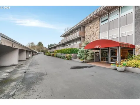 4460 SW Scholls Ferry Road Portland OR 97225