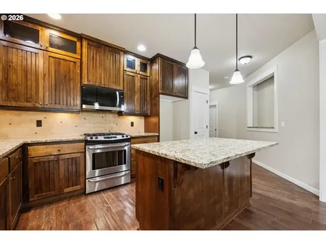 17811 SW Robert Lane Beaverton OR 97078