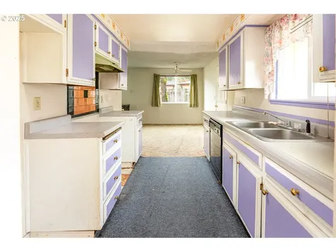 47626 NW 1st Street Oakridge OR 97463