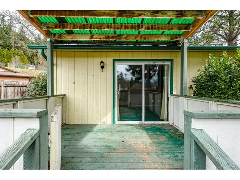 47626 NW 1st Street Oakridge OR 97463