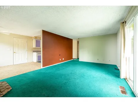 47626 NW 1st Street Oakridge OR 97463