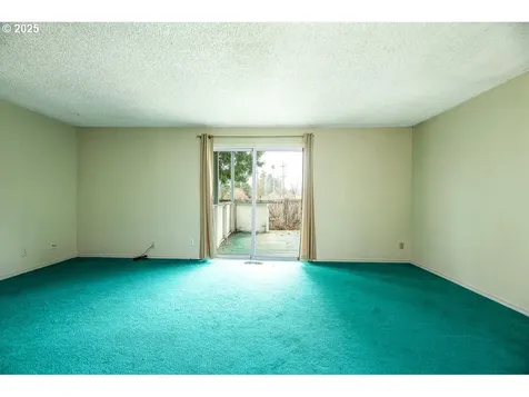 47626 NW 1st Street Oakridge OR 97463