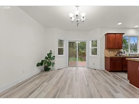 5022 SE 141st Place Portland OR 97236