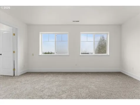 5022 SE 141st Place Portland OR 97236