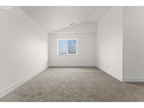 5022 SE 141st Place Portland OR 97236