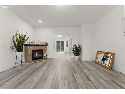 5022 SE 141st Place Portland OR 97236
