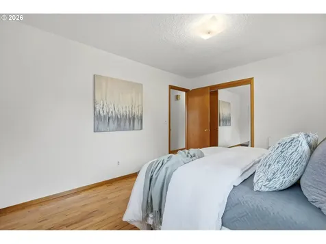 7969 SE Thompson Road Milwaukie OR 97222