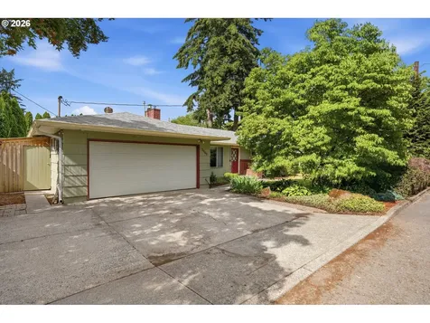 7969 SE Thompson Road Milwaukie OR 97222