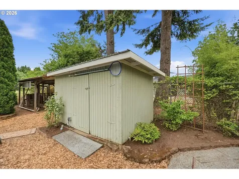 7969 SE Thompson Road Milwaukie OR 97222