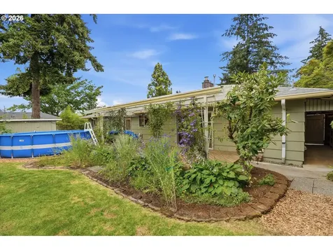 7969 SE Thompson Road Milwaukie OR 97222
