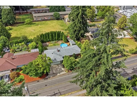 7969 SE Thompson Road Milwaukie OR 97222