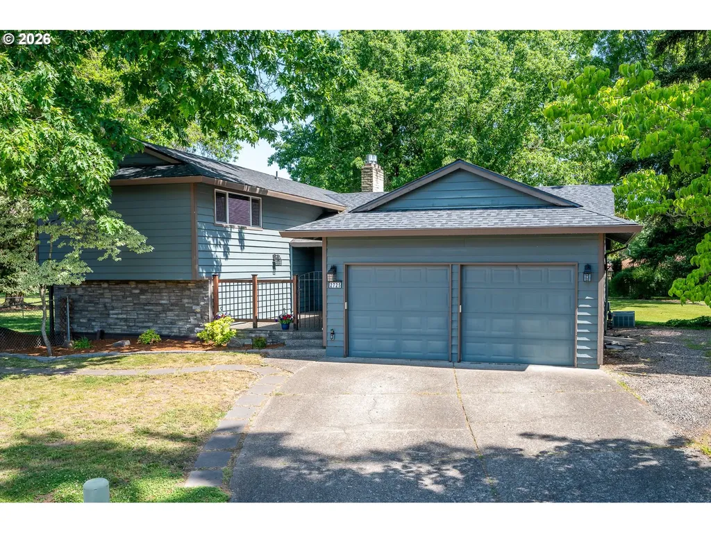 2725 SE Hollyhock Court Hillsboro OR 97123