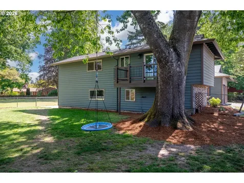 2725 SE Hollyhock Court Hillsboro OR 97123