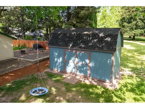 2725 SE Hollyhock Court Hillsboro OR 97123