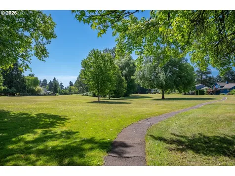 2725 SE Hollyhock Court Hillsboro OR 97123