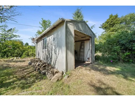 7995 14th Street Bay City OR 97107