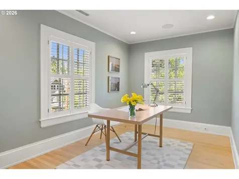 2228 SW 21st Avenue Portland OR 97201