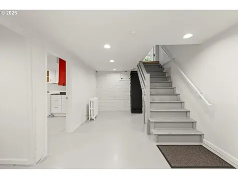 2228 SW 21st Avenue Portland OR 97201
