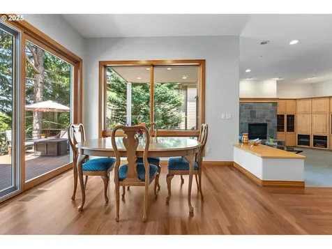 369 NW 81st Place Portland OR 97229