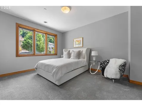 369 NW 81st Place Portland OR 97229