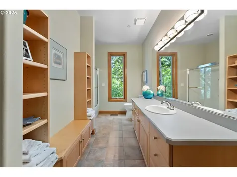 369 NW 81st Place Portland OR 97229