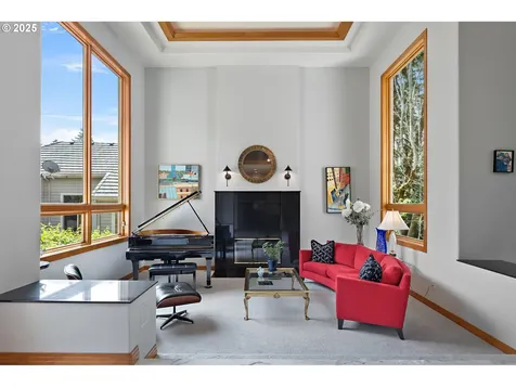 369 NW 81st Place Portland OR 97229