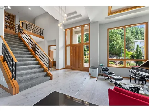 369 NW 81st Place Portland OR 97229