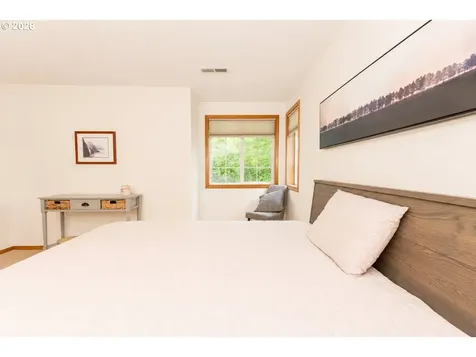 10625 SW Oriole Circle Beaverton OR 97007