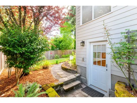 10625 SW Oriole Circle Beaverton OR 97007